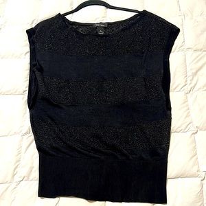 Cute dressy or casual top from White House Black Market.